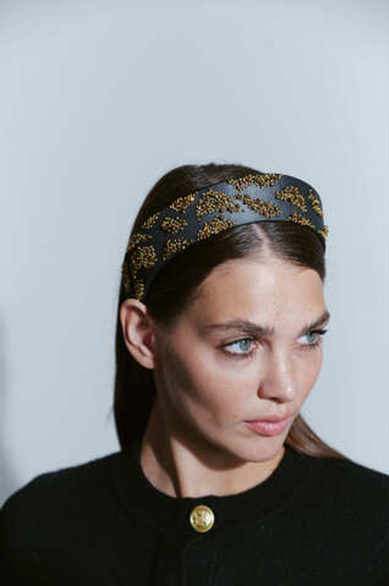 Кокошник с золотым декором