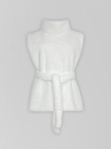 Жилетка Анжелика однотонная меховая с высоким горлом и поясом