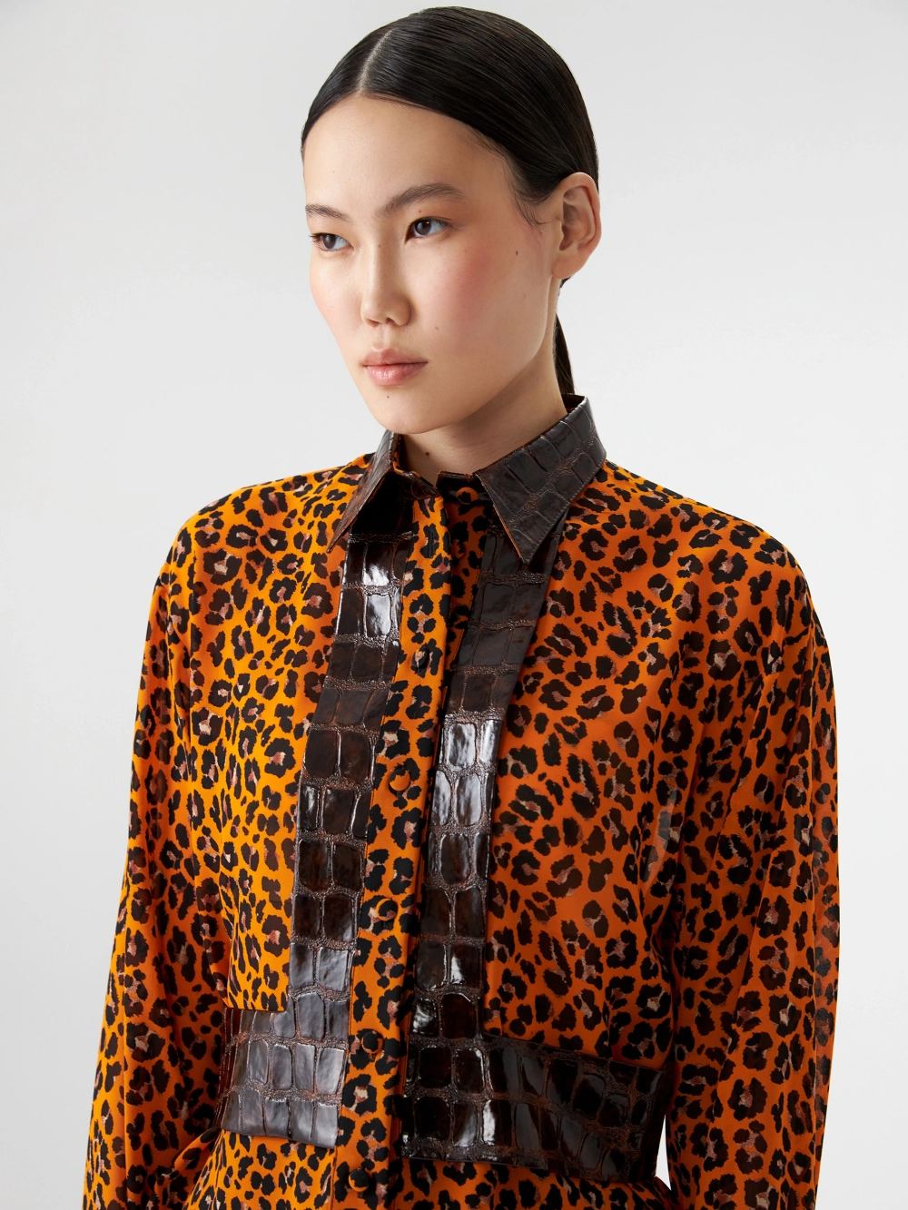 Блуза леопардовая с отделкой из экокожи OLA OLA
