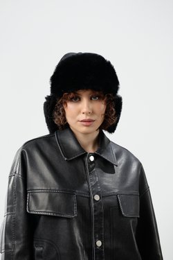 Меховая шапка