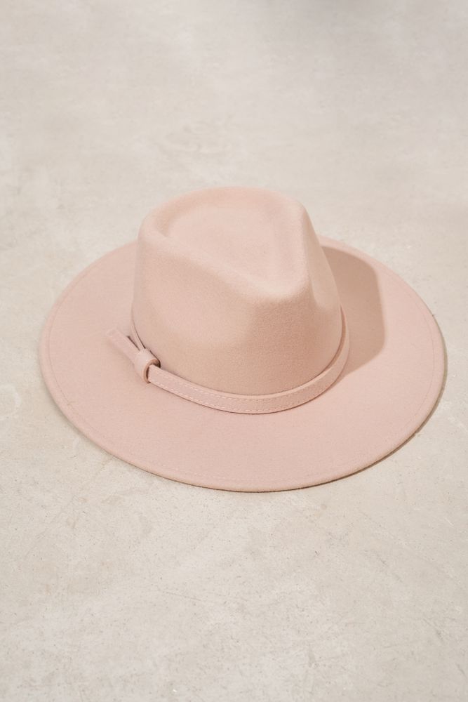 Шляпа FEDORA BELT LIGHT ROSE