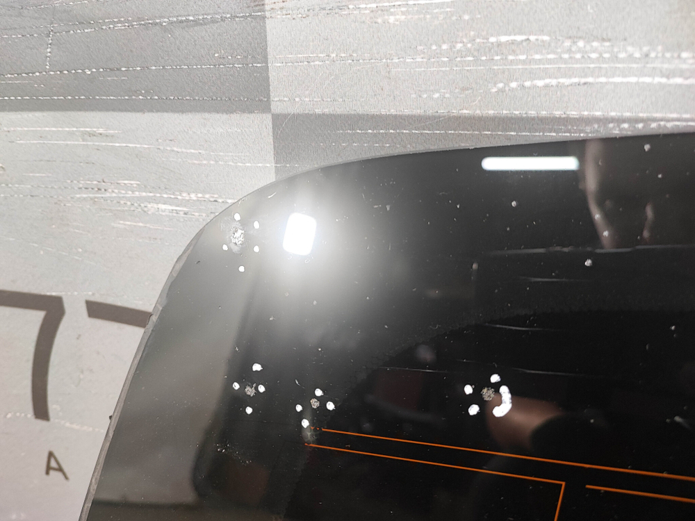 Стекло багажника правое Toyota Land Cruiser 200 Б/У Оригинал 6271060F50