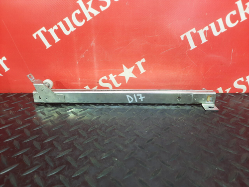 Направляющая столика левая