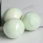 Набор из 3 бомбочек для ванны Темные листья с ароматом яблока