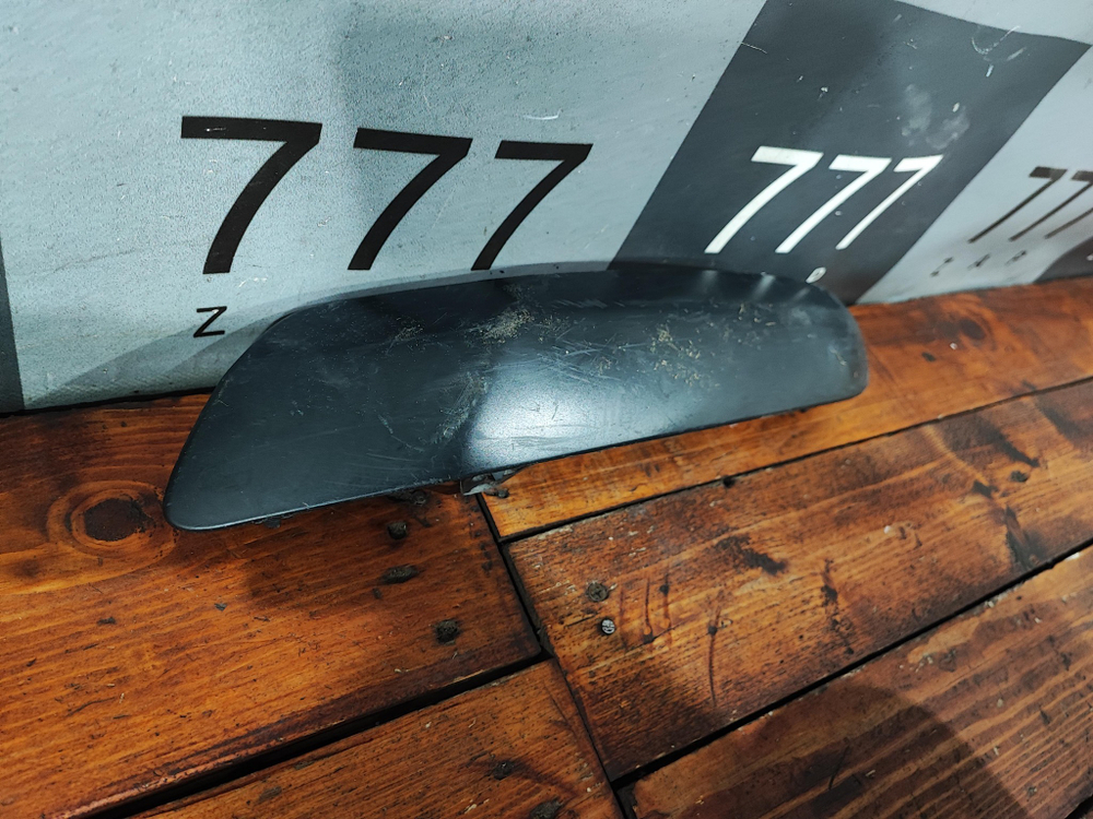 Молдинг заднего бампера правый Peugeot 308 1 (T7) 07-15 Б/У Оригинал 9680442777