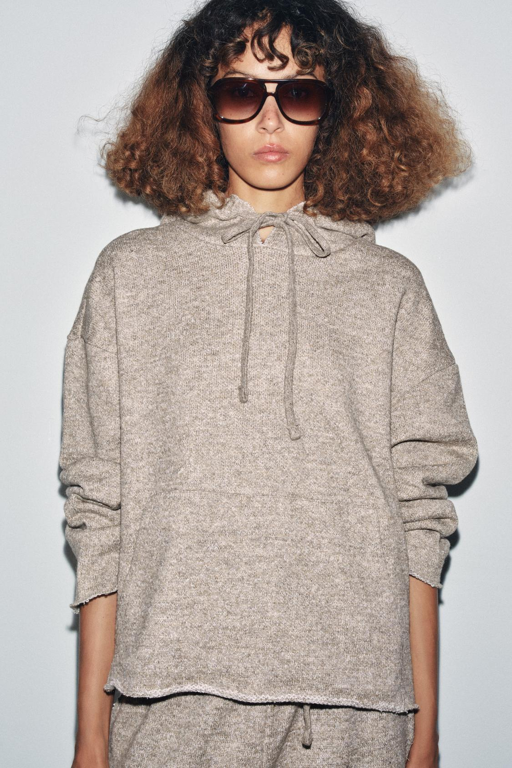 ZARA ХУДИ С КАПЮШОНОМ, СЕРО-КОРИЧНЕВЫЙ