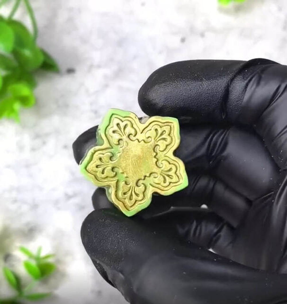 Поликарбонатная форма для шоколада №499