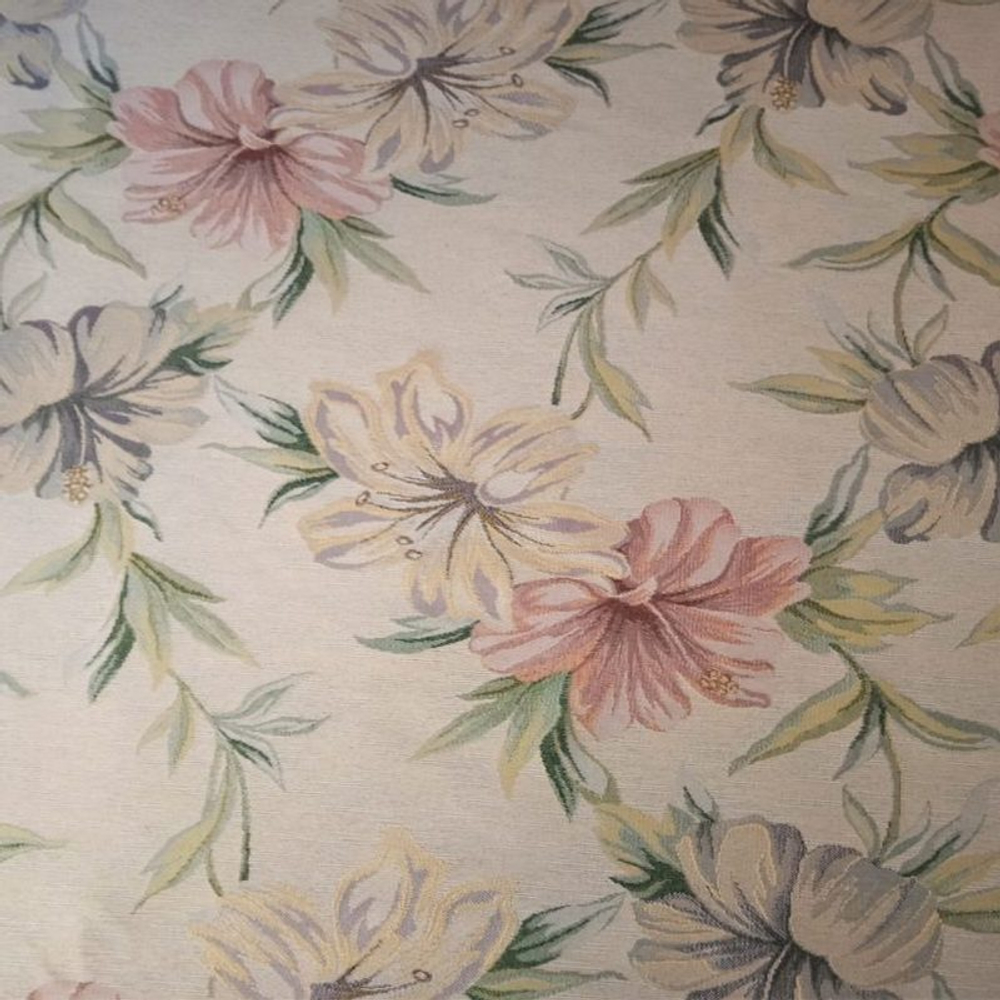 Скатерть гобеленовая "D. ЖЕМЧУЖНАЯ ЛИЛИЯ", Россия.