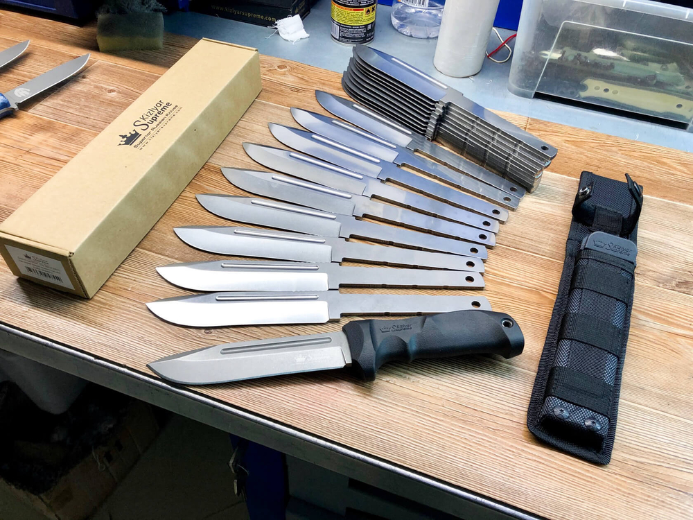 Тактический нож Dominus AUS-8 Stonewash (camo ножны)