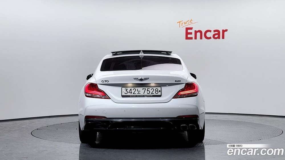 Genesis G70 2.2D (11.2019)