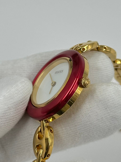 Часы Gucci 11/12.2