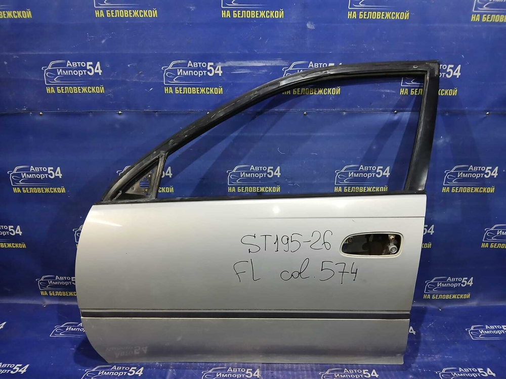 Дверь передняя левая TOYOTA CARINA 1993