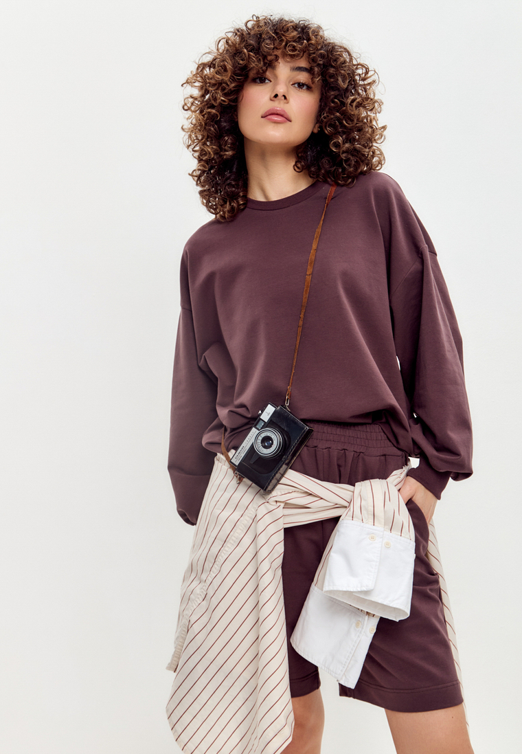 Лонгслив прямого силуэта