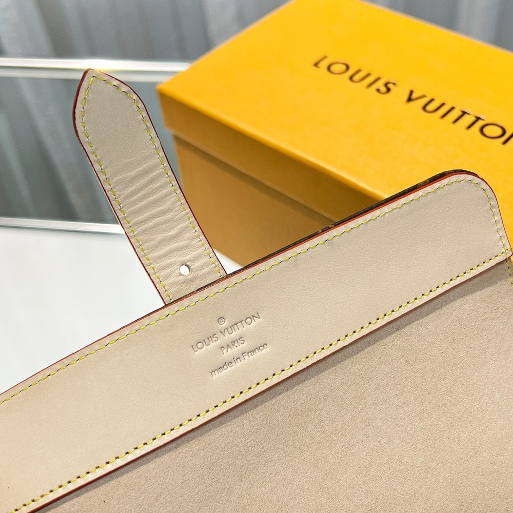 Louis Vuitton 3 Watch Case