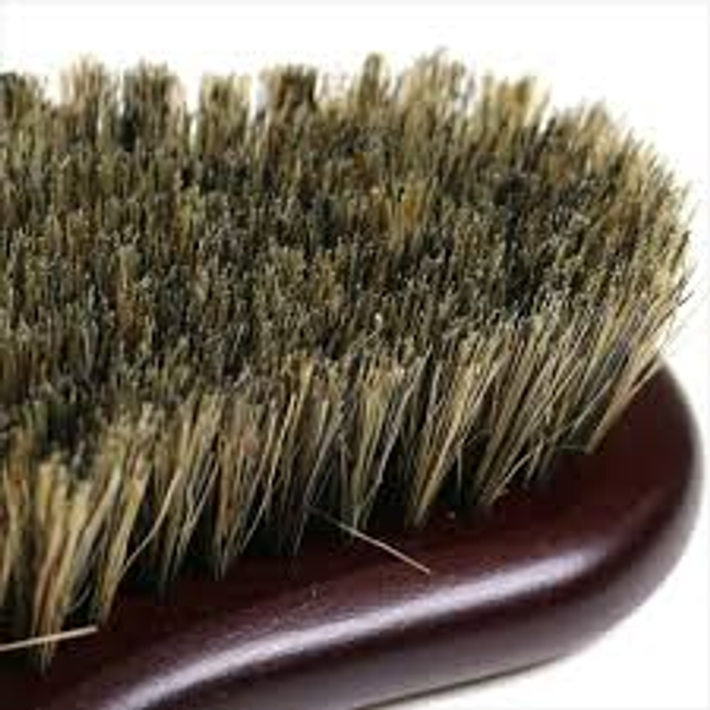 Щетка из кабаньей щетины для полировки и блеска шерсти