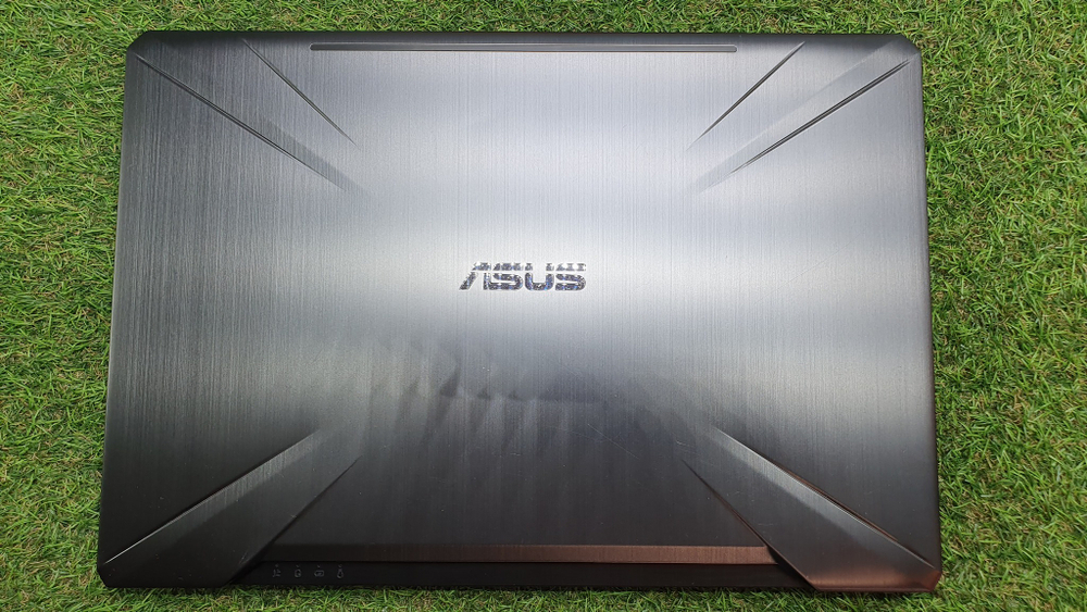 Игровой ASUS i5-8/8 Gb/GTX 1050 Ti 4 Gb/FHD