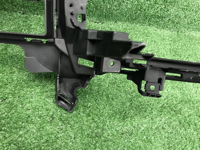 Решетка переднего бампера Porsche Cayenne 3 17-23