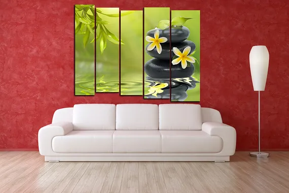 Модульная картина "Цветы на камнях"