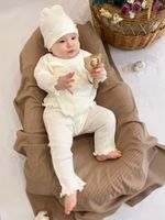 Комплект (кофточка+штанишки+шапочка)