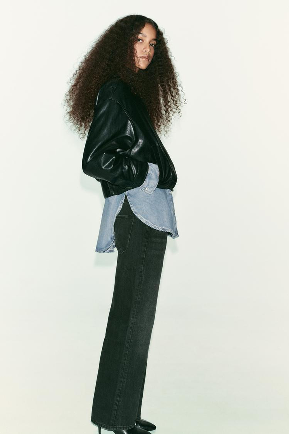 ZARA БОМБЕР ИЗ ИСКУССТВЕННОЙ КОЖИ С ВЫСОКИМ ВОРОТНИКОМ, ЧЕРНЫЙ