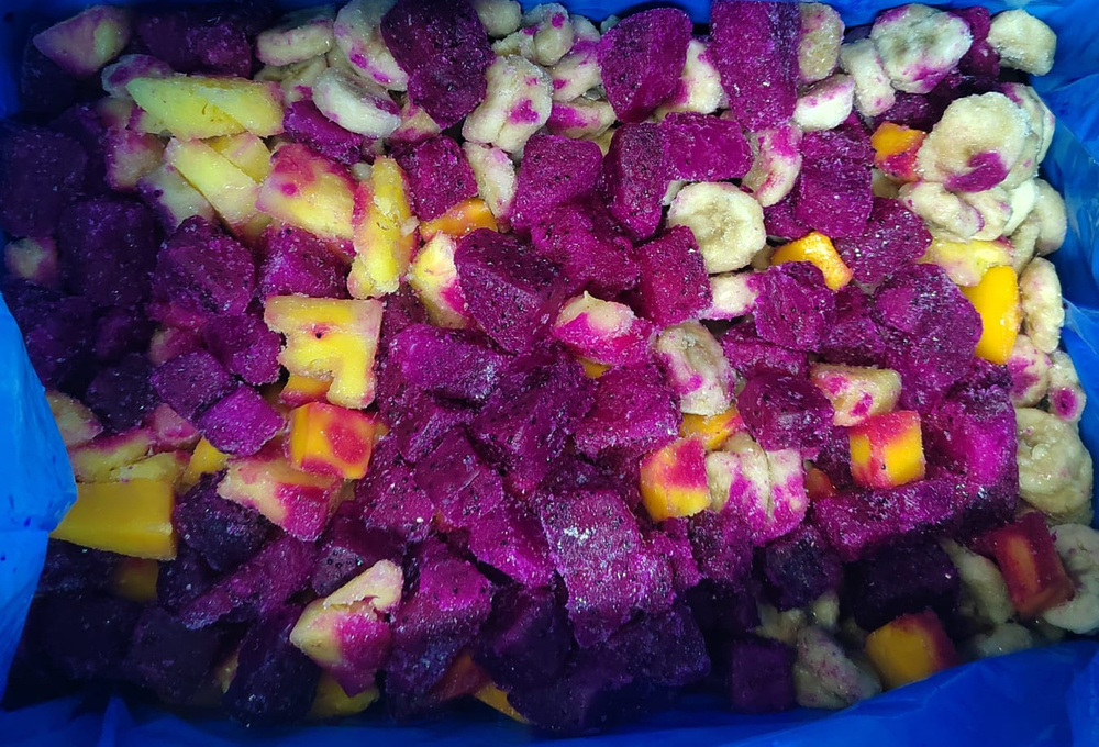 Смесь фруктов экзотическая, 0.3кг