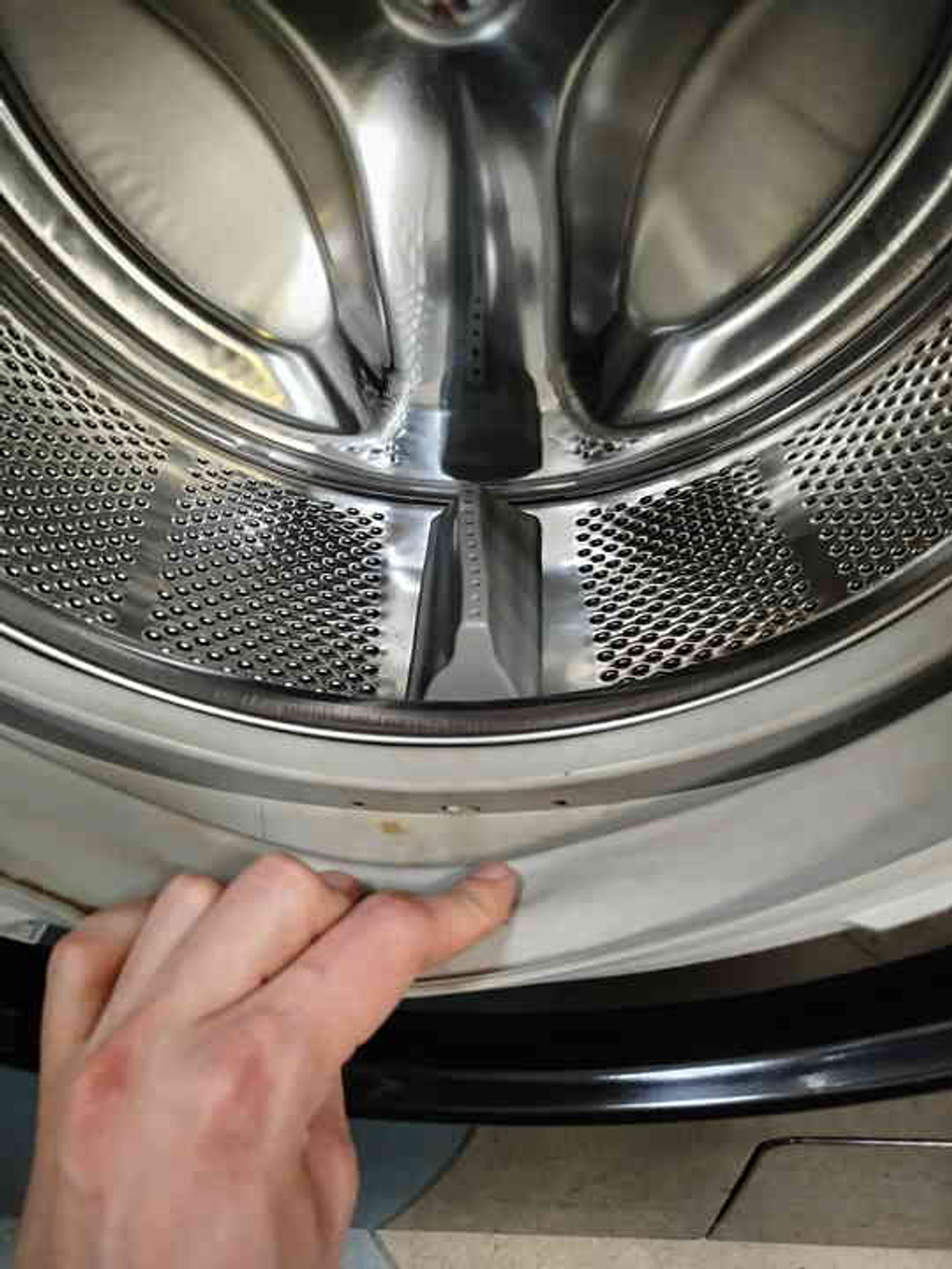 Стиральная машина Gorenje WS62SY2B б/у фронтальная 6.5 кг до 1200 об/мин
