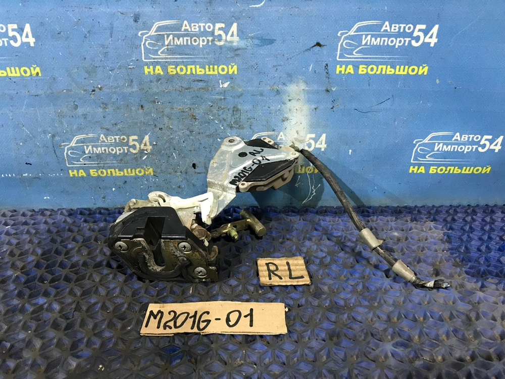 Замок двери задней левой DAIHATSU YRV 2003