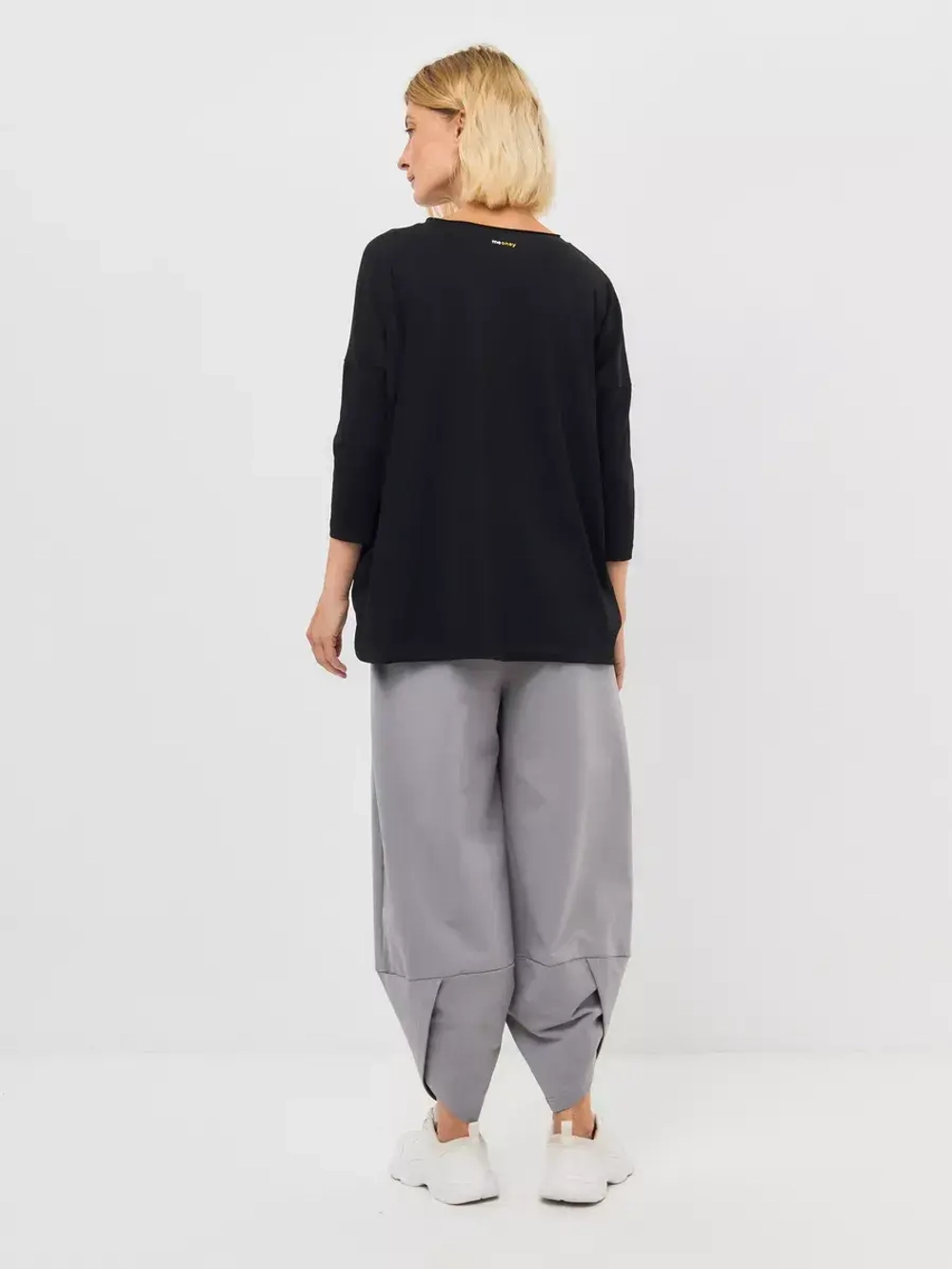 Брюки бананы трикотажные