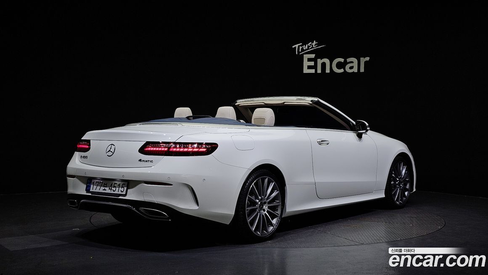Mercedes-Benz E-Class W213 E450 4MATIC Cabriolet (12.2022)