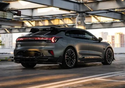 Карбоновый обвес для Zeekr 001 Рестайлинг 2024+ Зикр