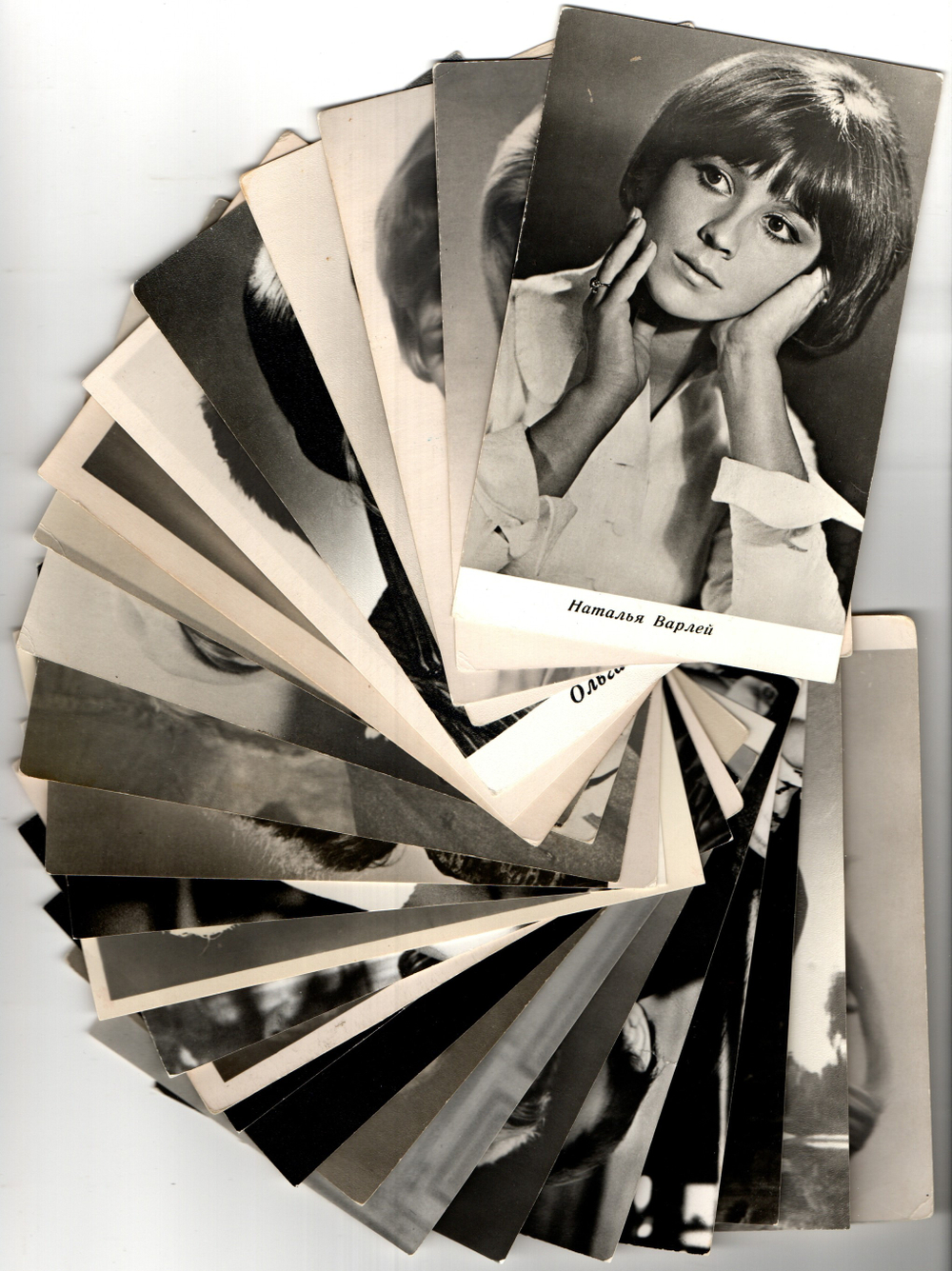 №93 Открытки Артисты и актёры СССР 1960–1970-е г. 25 штук. Чёрно-белые, чистые, без повторов