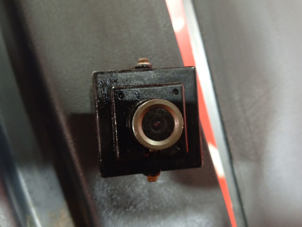 Накладка солнцезащитной шторки правая