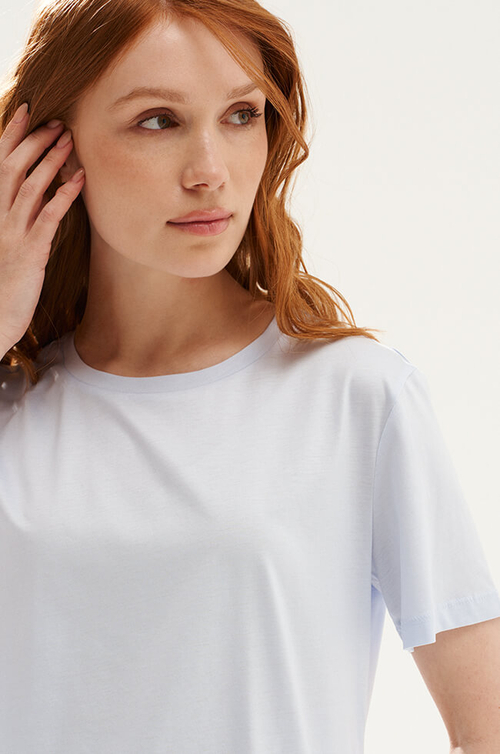 23510 Футболка женская (голубой)