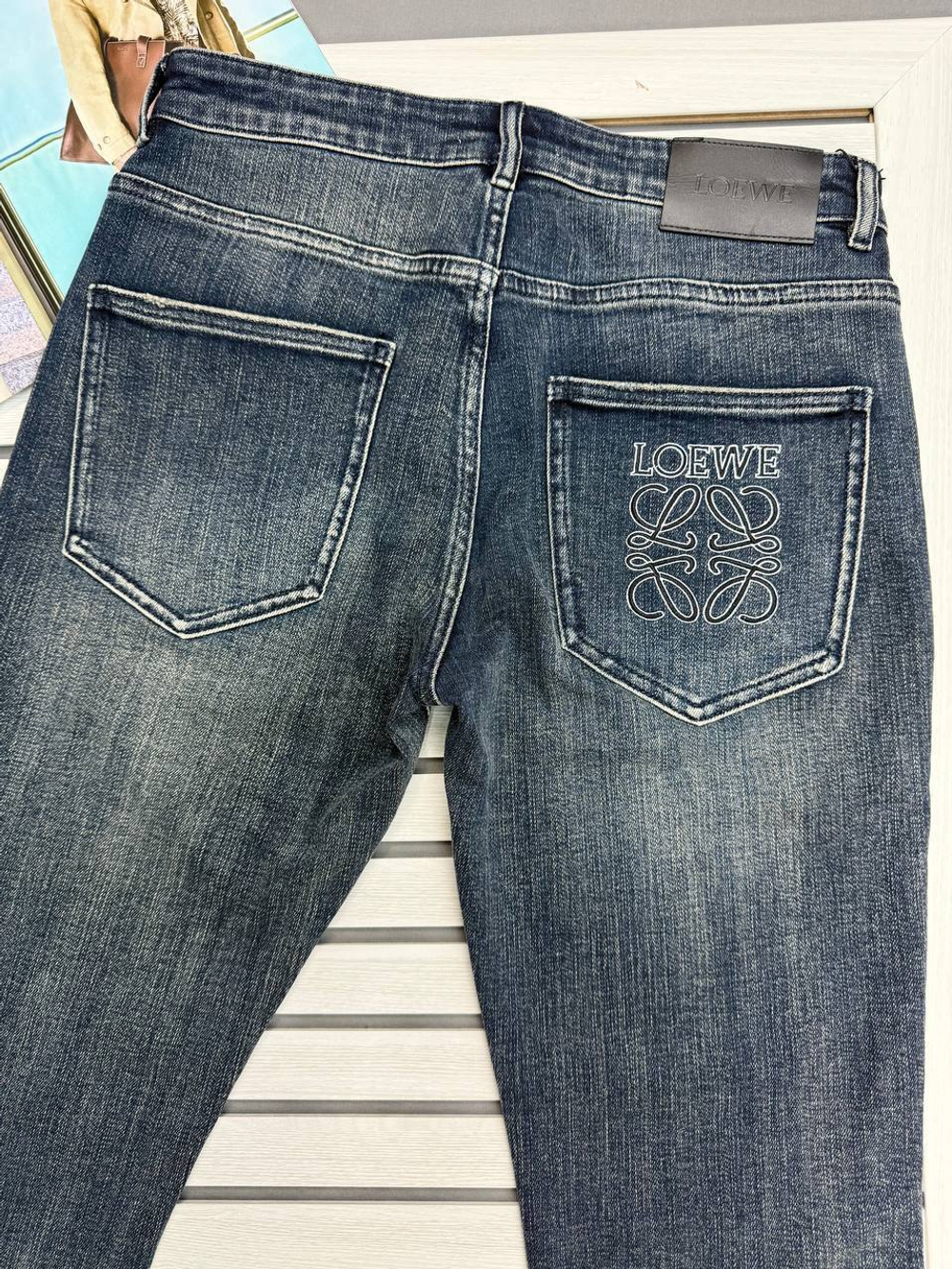 Джинсы Loewe