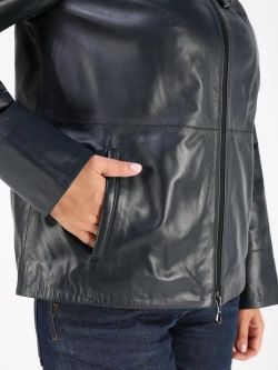 Кожаная куртка демисезонная с капюшоном