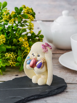 Фигурка на торт "Пасхальный зайка"