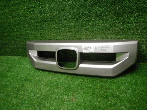 Накладка решетки радиатора Honda Pilot 2 (2008-2011)