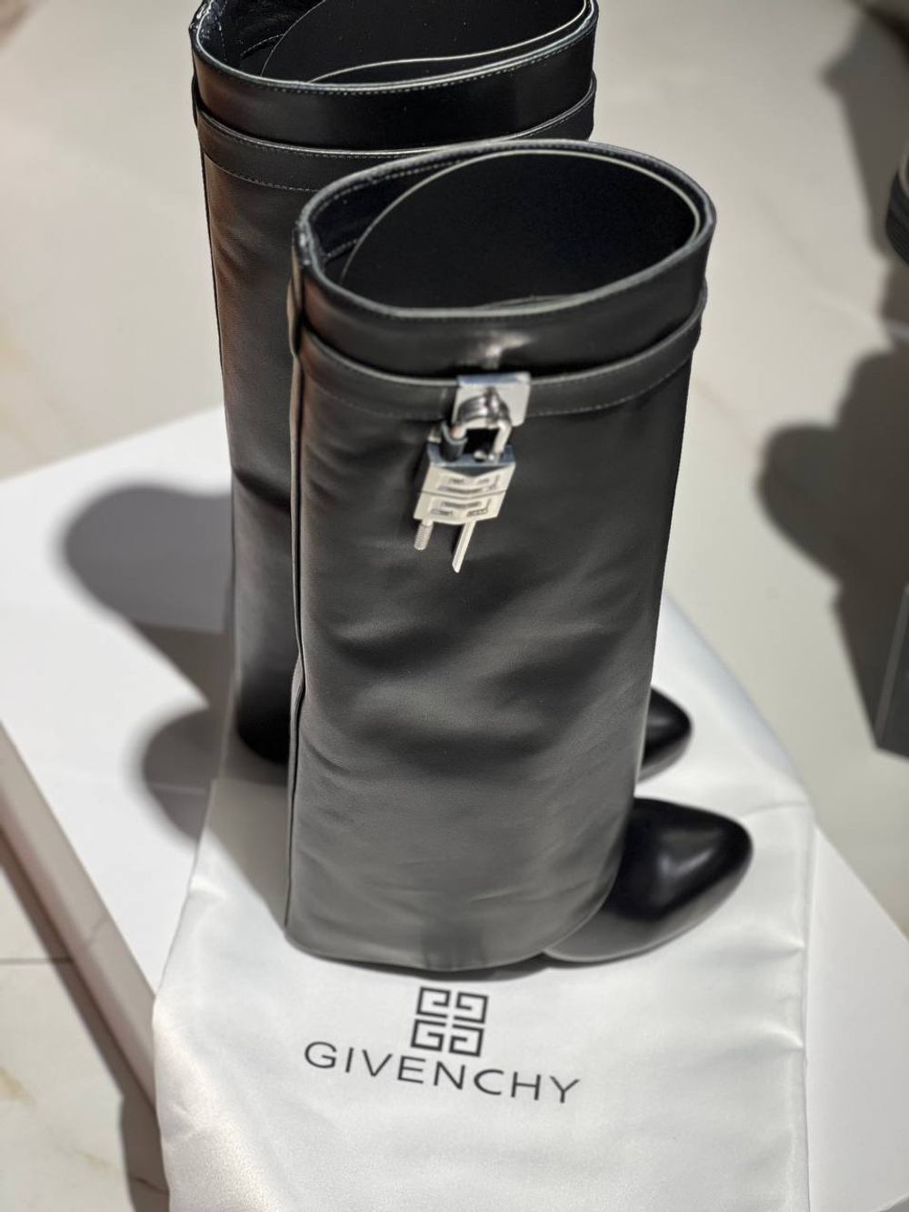 Сапоги Givenchy