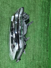 Фара правая Nissan X-Trail T32 (2017-2022) LED