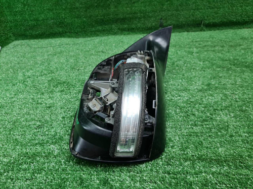 Зеркало правое Toyota LC Prado 150 (09-13) 9 конт.