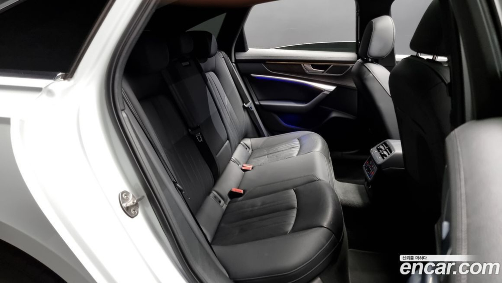 Audi A6 (C8) 40 TDI Premium (04.2020)