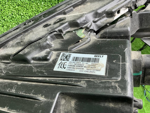 Битая Фара правая Geely Atlas 2 (2023-н.в.) LED