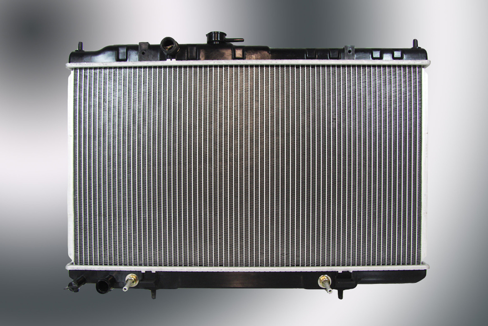 Радиатор охлаждения Nissan Almera Classic B10