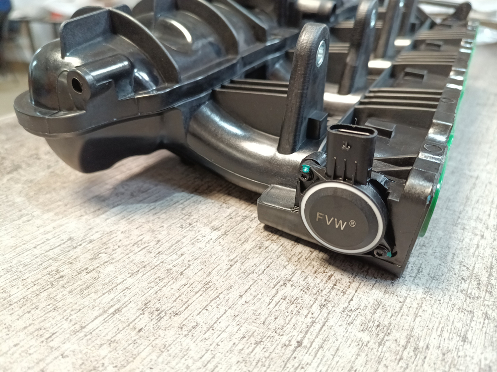 Впускной коллектор Audi A4 VW B8 BZB