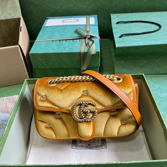 Gucci Marmont 22 cm