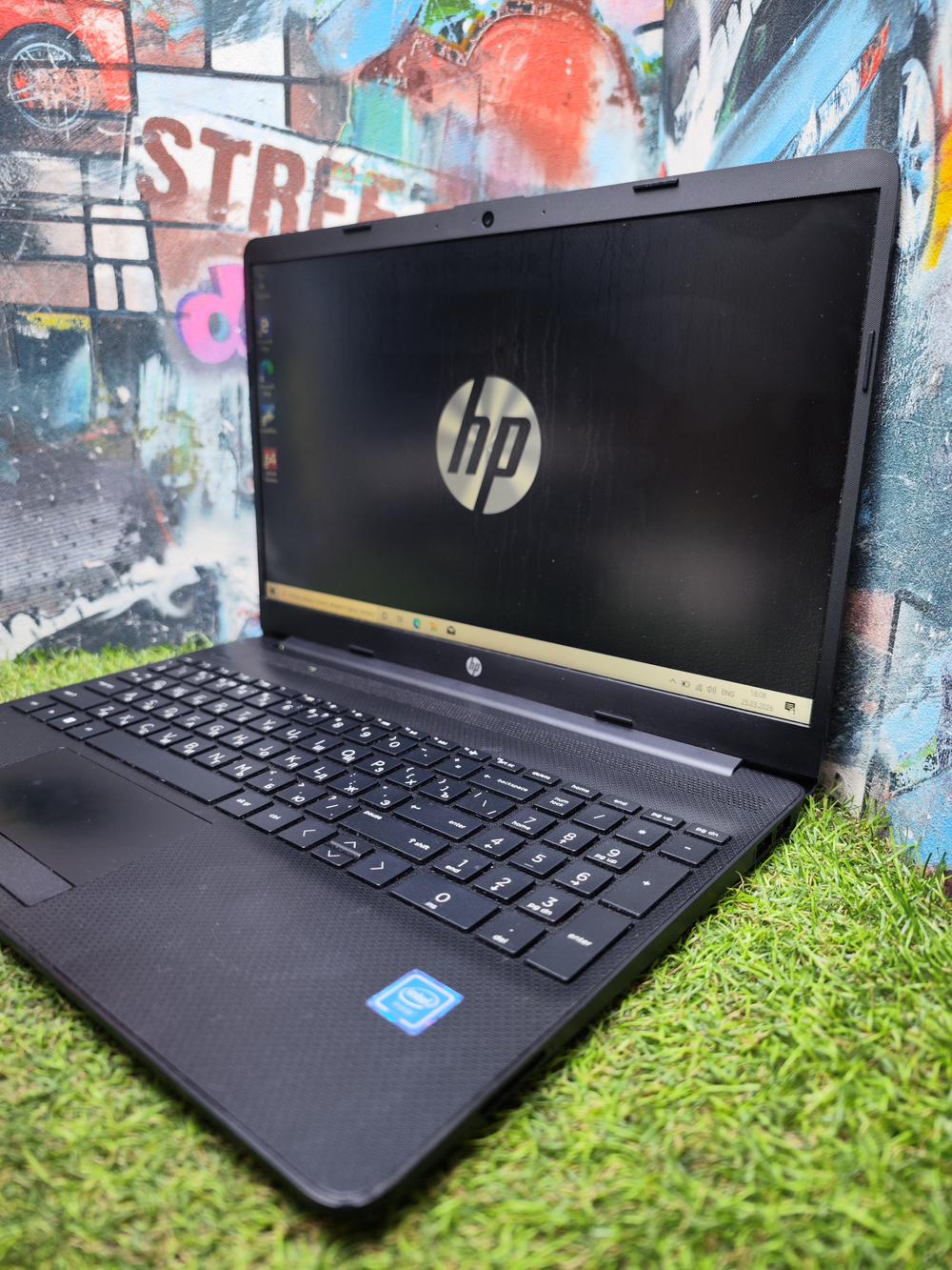HP CEL4020/8Gb/240Gb/HD/15-dw1212nia