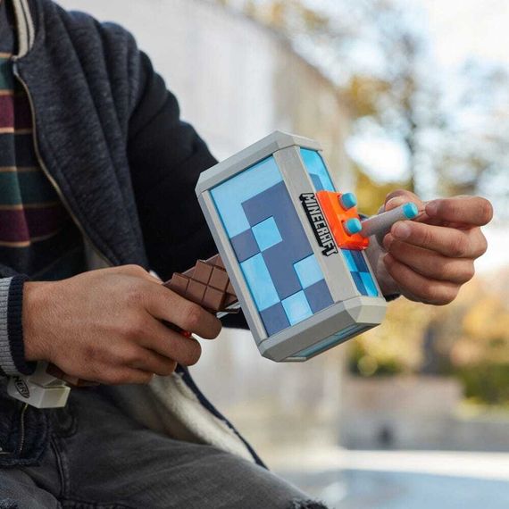 Nerf Minecraft Stormlander