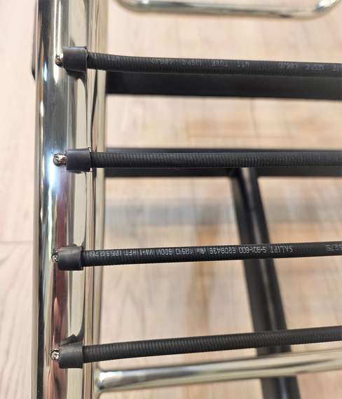 Кресло-шезлонг Chaise Lounge, черная натуральная кожа