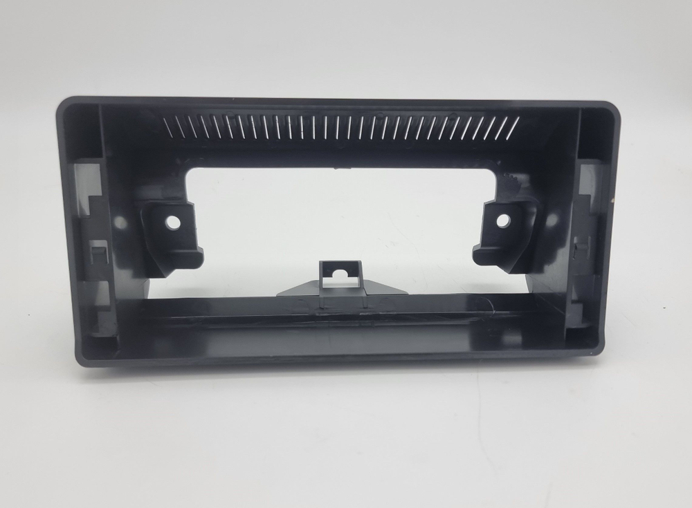рамка переходная MERCEDES A class /GLA/CLA W176 2012-2018 NTG 4.5 / 5.0 / 5.1 для монитора LUX ONE KB-OL-3008