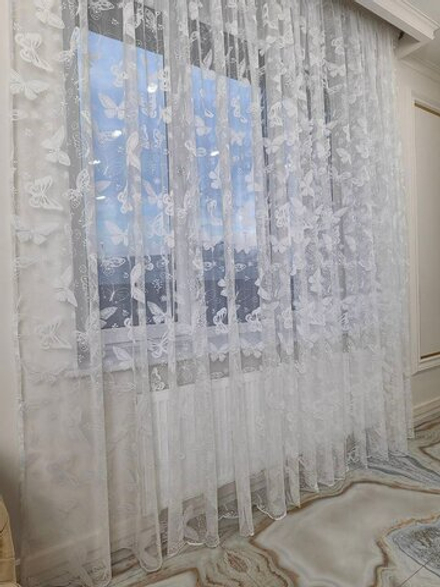 Тюль INVA жаккард с рельефным рисунком "Бабочки" 250х400/белый